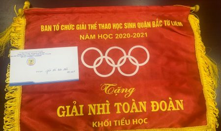 TRƯỜNG TIỂU HỌC I-SẮC NIU-TƠN GIÀNH GIẢI NHÌ TOÀN ĐOÀN GIẢI THỂ THAO HỌC SINH QUẬN BẮC TỪ LIÊM VỚI CÁCH BIỆT 1 ĐIỂM